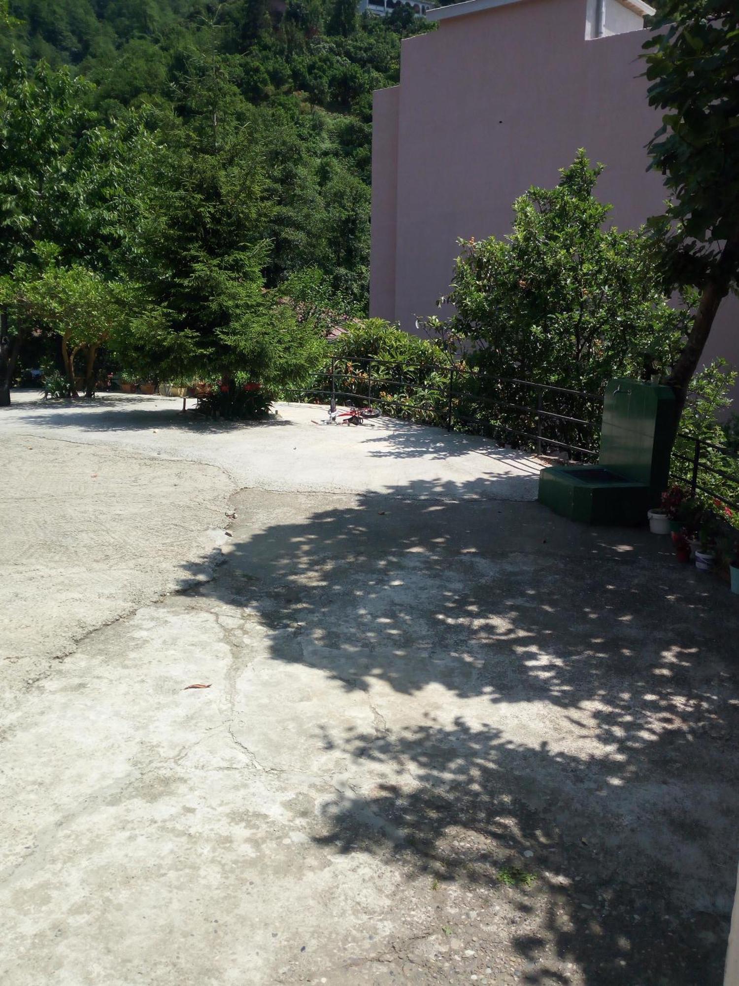 Small Guest House Kvariati Exterior photo
